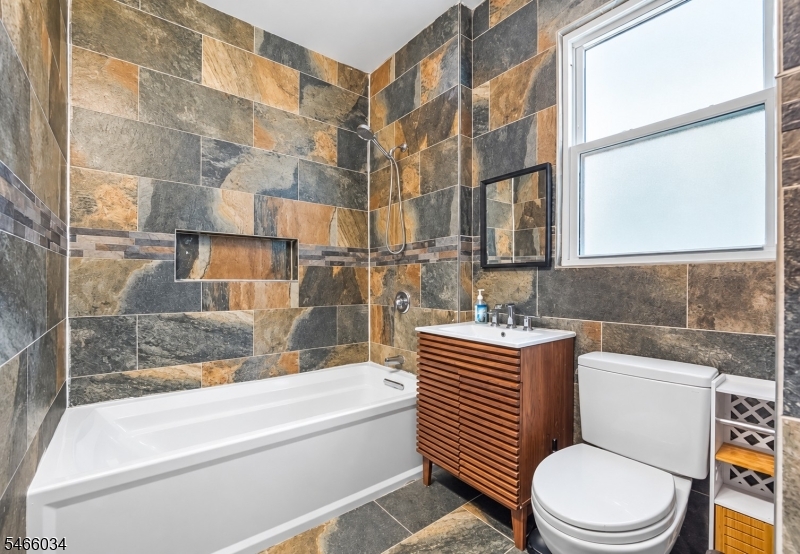 34 Lehigh Avenue Newark NJ 07112