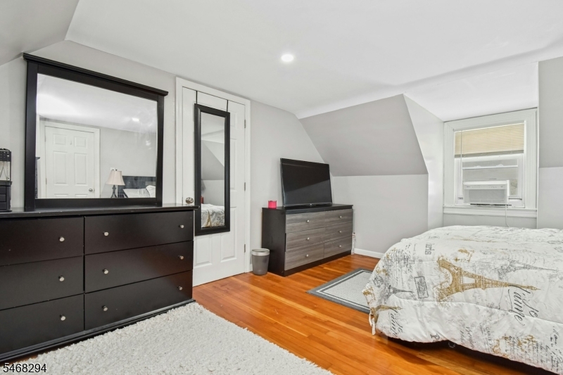 631 Concord Circle Ewing NJ 08618