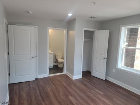 122 Rose Terrace Newark NJ 07108