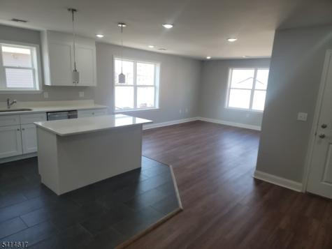 122 Rose Terrace Newark NJ 07108