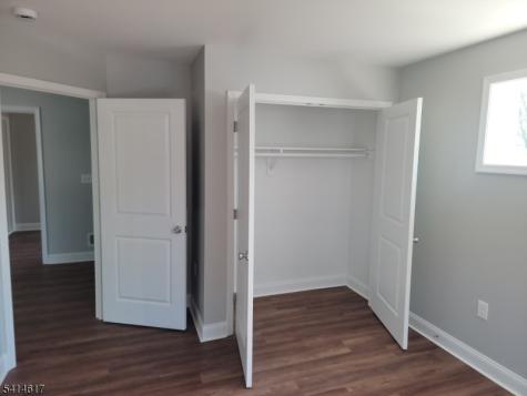 122 Rose Terrace Newark NJ 07108
