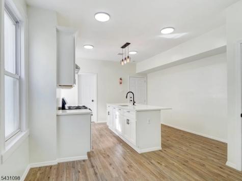 74 Winthrop Street Newark NJ 07104