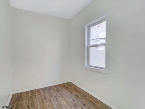74 Winthrop Street Newark NJ 07104