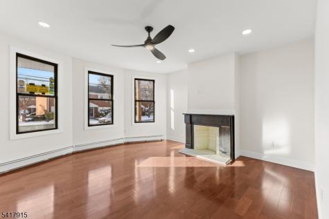 633 Lafayette Avenue Hawthorne NJ 07506