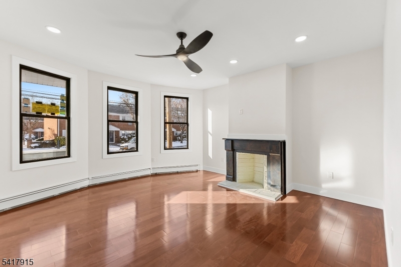 633 Lafayette Avenue Hawthorne NJ 07506