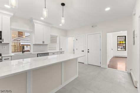 633 Lafayette Avenue Hawthorne NJ 07506