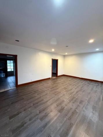 47 Church Street Bloomsbury NJ 08804