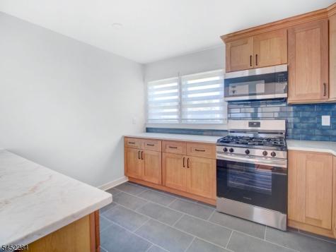 217 Eppirt Street East Orange NJ 07018