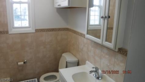 281 Buffalo Avenue Paterson NJ 07503