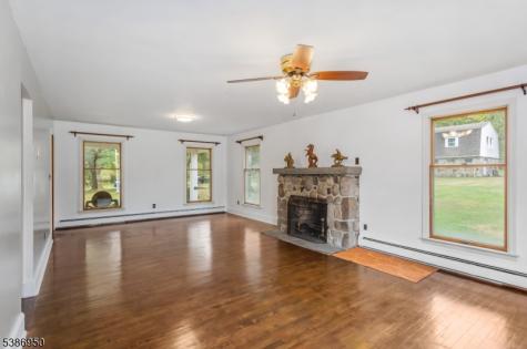87 Glen Road Wantage NJ 07461