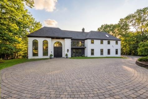 84 Shrewsbury Drive Livingston NJ 07039