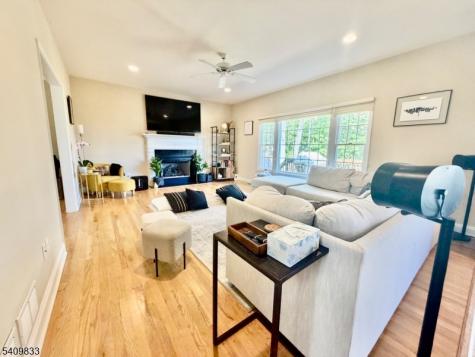 8 Overlook Road Randolph NJ 07869