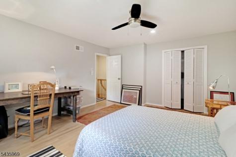 38 Park St 2-d Florham Park NJ 07932