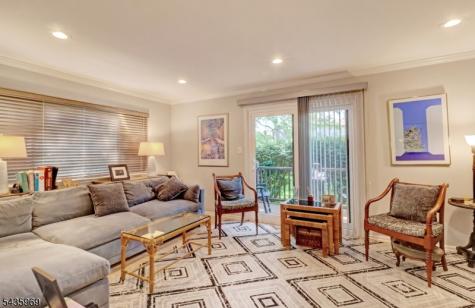 38 Park St 2-d Florham Park NJ 07932