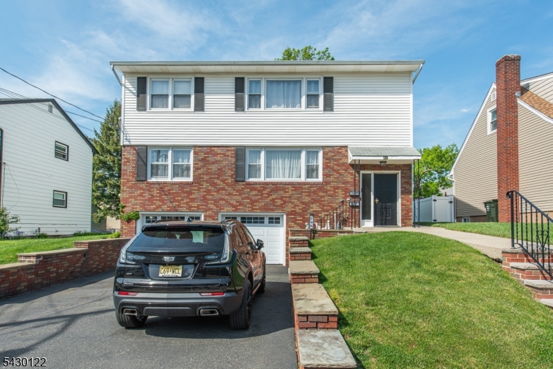 206 Centre Street Nutley NJ 07110