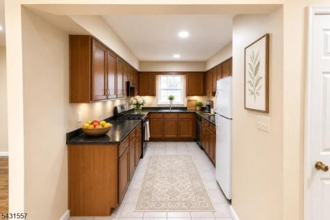 64 1ST Street Newark NJ 07107