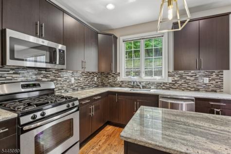 36 Bloomfield Avenue Essex Fells NJ 07021