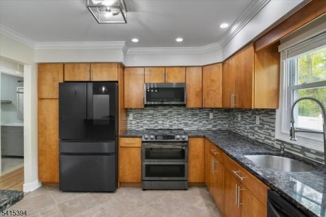 46 Fordham Trail Hopatcong NJ 07843
