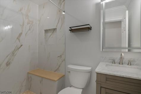 46 Fordham Trail Hopatcong NJ 07843