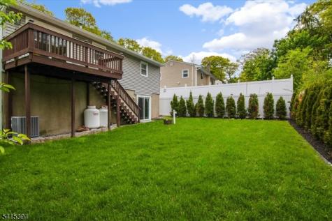 46 Fordham Trail Hopatcong NJ 07843