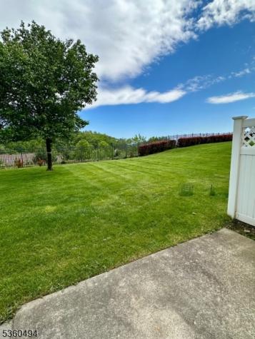 35 Magnolia Way North Haledon NJ 07508