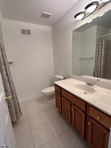35 Magnolia Way North Haledon NJ 07508