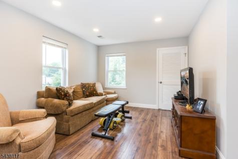 69 New Street Bloomfield NJ 07003