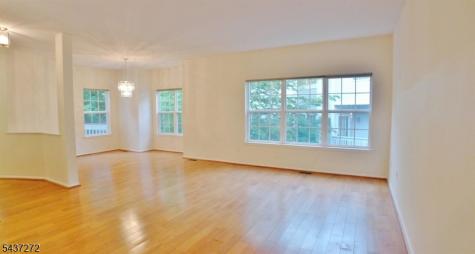 1310 Grandview Court Hanover NJ 07981