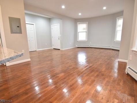 83 Arsdale Terrace East Orange NJ 07018