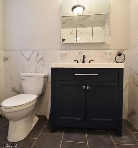 83 Arsdale Terrace East Orange NJ 07018