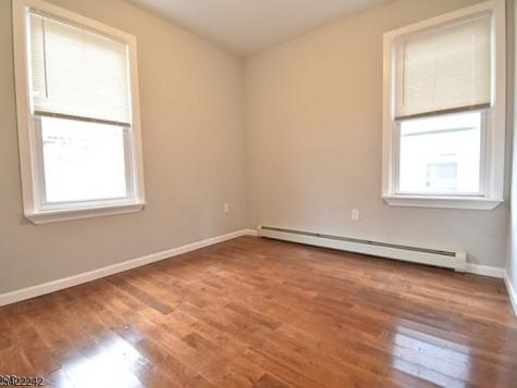 83 Arsdale Terrace East Orange NJ 07018