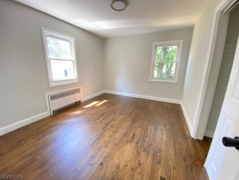 905 Sanford Avenue Irvington NJ 07111