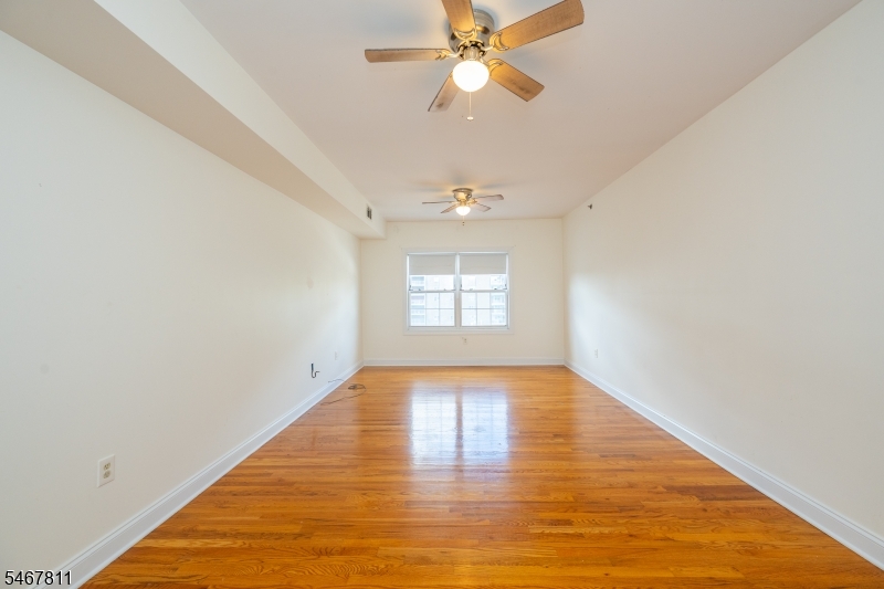 902 N 5th Street Newark NJ 07107
