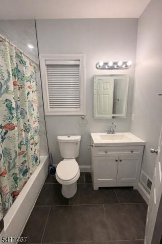19 Rosehill Place Irvington NJ 07111