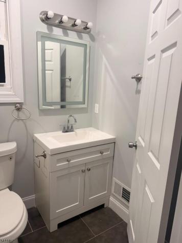 19 Rosehill Place Irvington NJ 07111