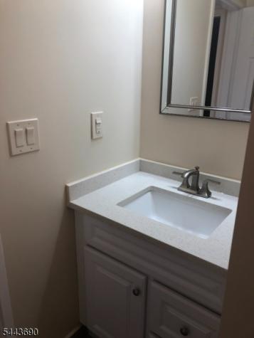 65 Hawthorne Place Montclair NJ 07042