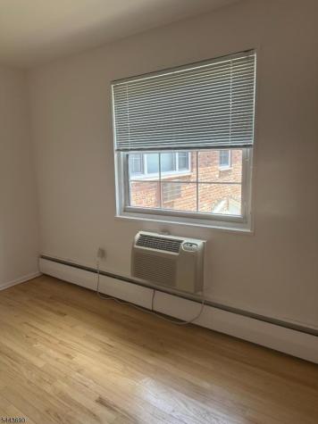 65 Hawthorne Place Montclair NJ 07042