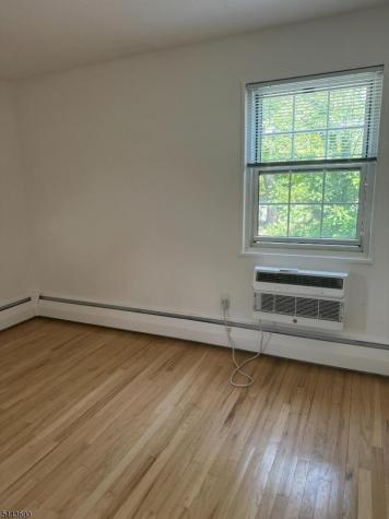 65 Hawthorne Place Montclair NJ 07042