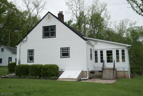 226 Lambertville Hq Road Delaware NJ 08559