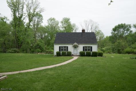 226 Lambertville Hq Road Delaware NJ 08559
