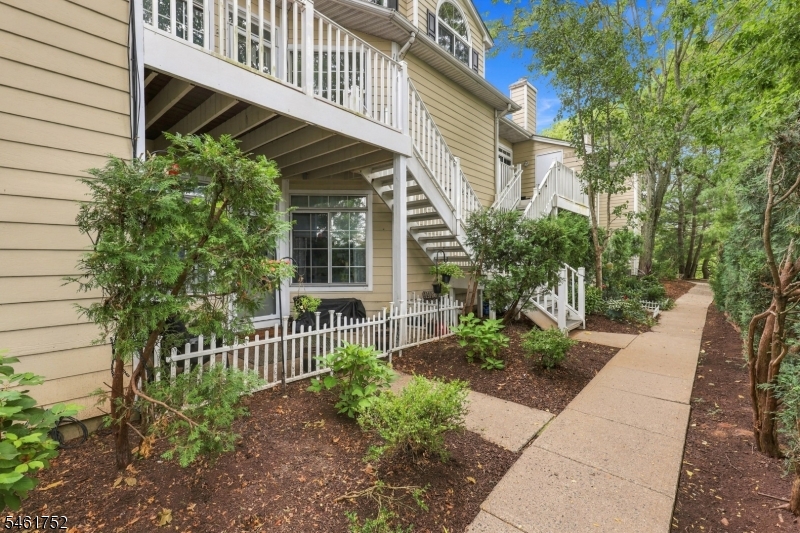 24 Wescott Road Bedminster NJ 07921