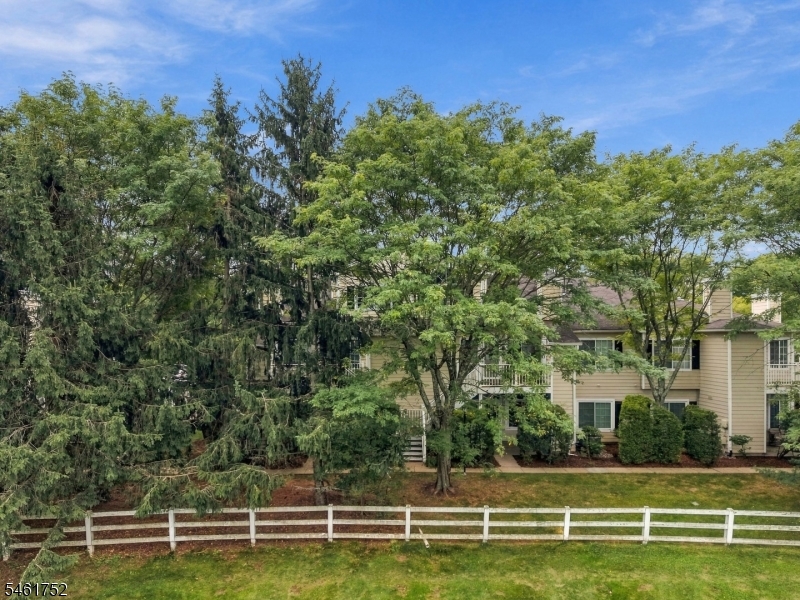 24 Wescott Road Bedminster NJ 07921
