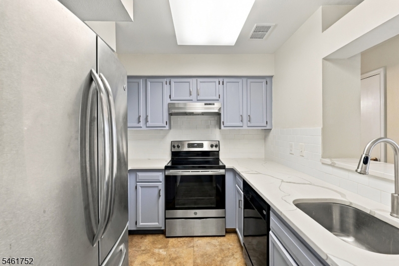 24 Wescott Road Bedminster NJ 07921