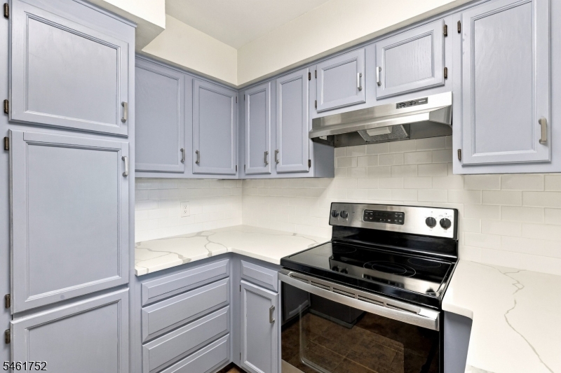 24 Wescott Road Bedminster NJ 07921