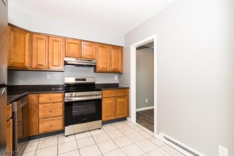 190 Park Street East Orange NJ 07017