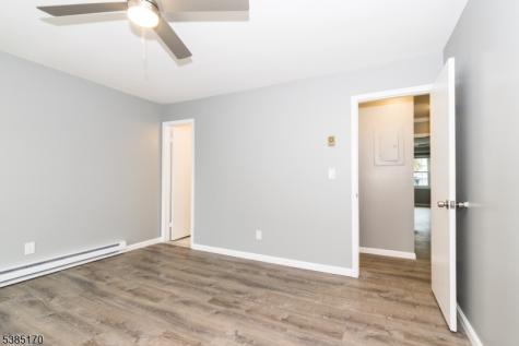 190 Park Street East Orange NJ 07017