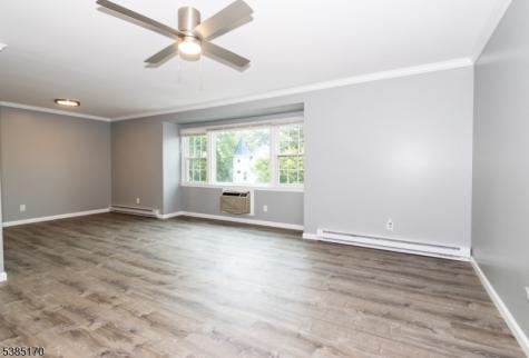 190 Park Street East Orange NJ 07017