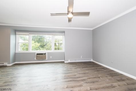 190 Park Street East Orange NJ 07017