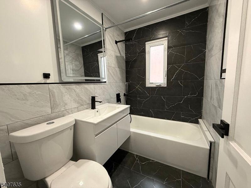 168 Tuxedo Parkway Newark NJ 07106