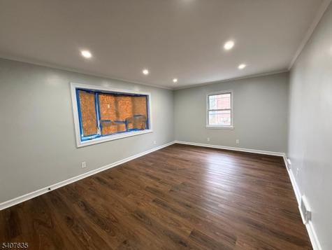 168 Tuxedo Parkway Newark NJ 07106